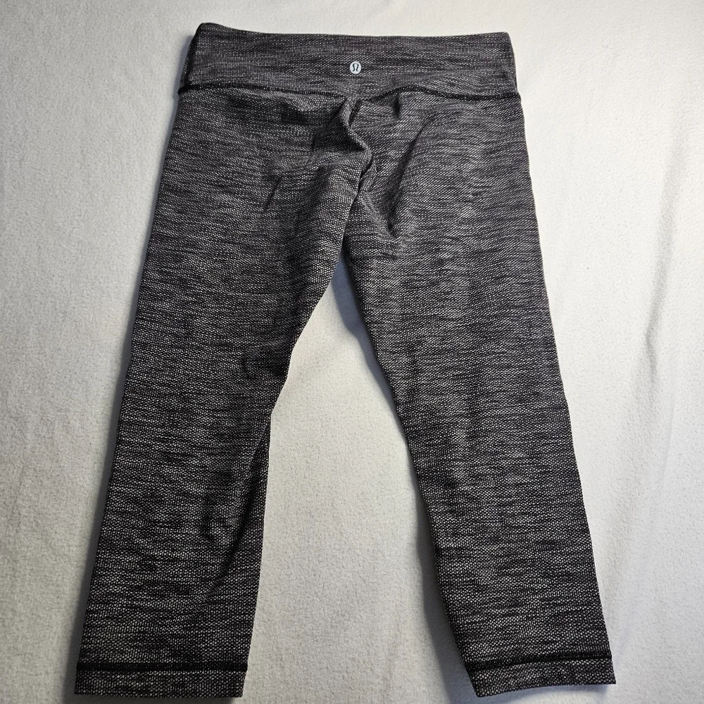 Lululemon Wunder Under Cropped Leggings Dize 8